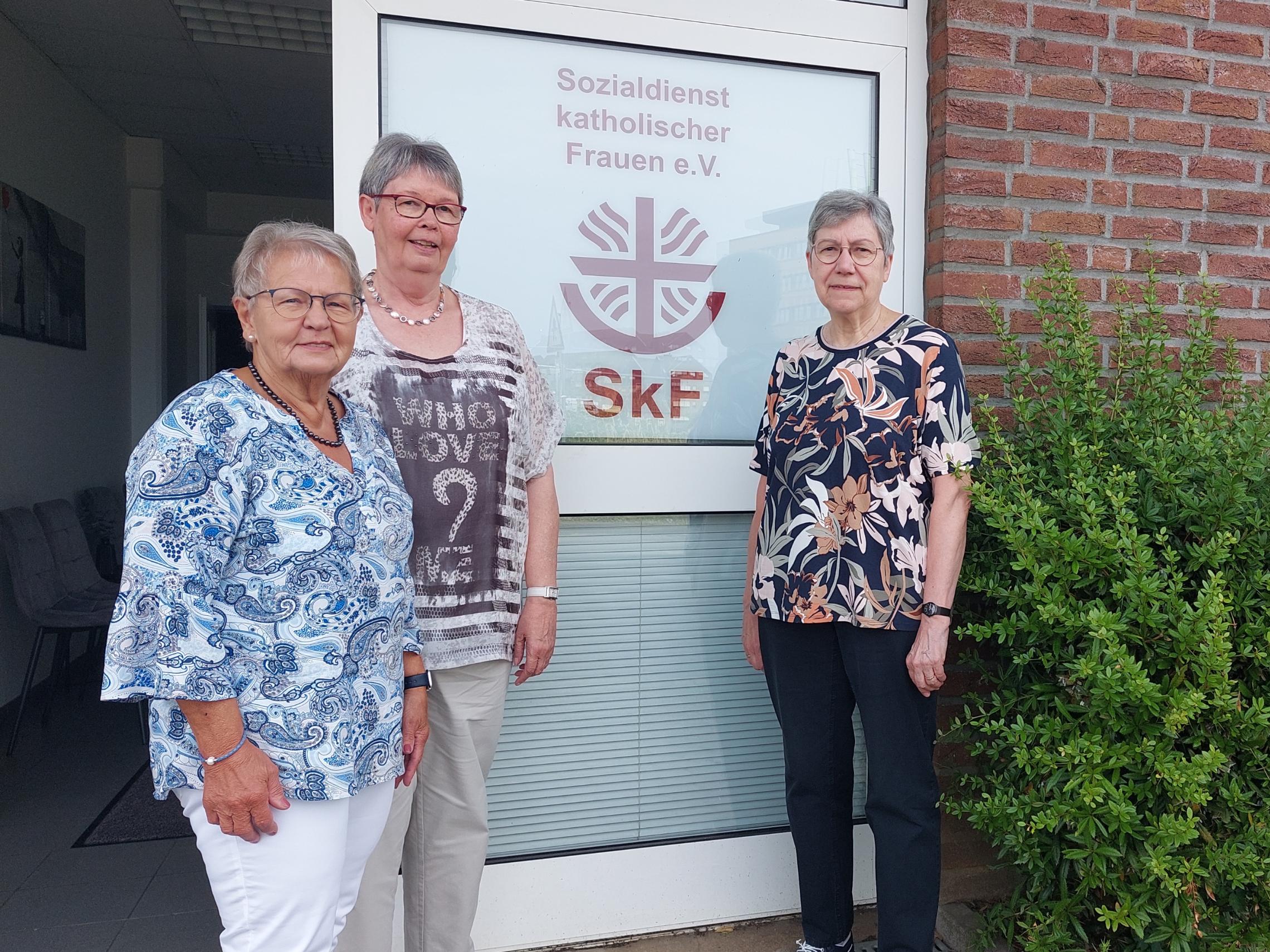 Vorstand SkF Eschweiler - v.l.n.r.: Marlies Konter, Marianne Deutz, Liesel Effenberg